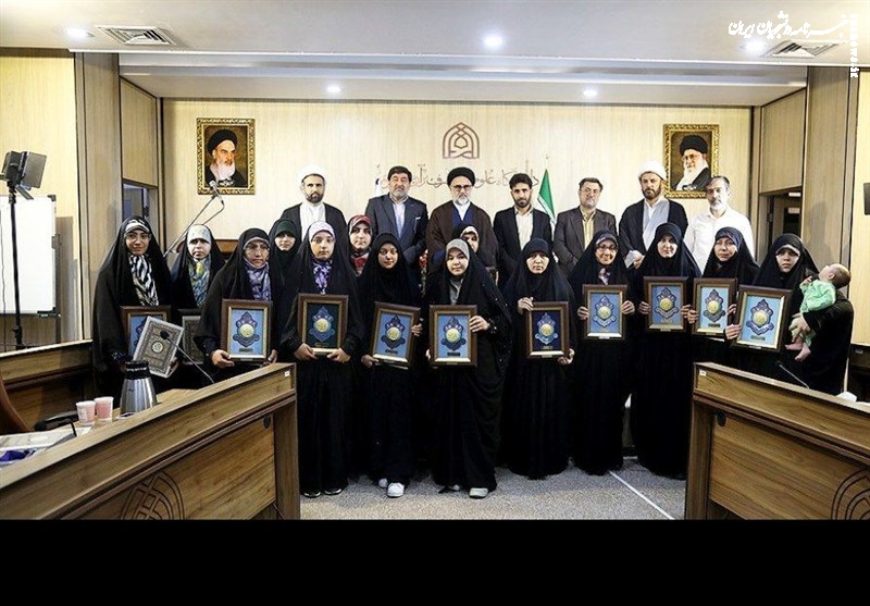 اختتامیه جشنواره قرآن و عترت دانشگاه علوم و معارف قرآن کریم