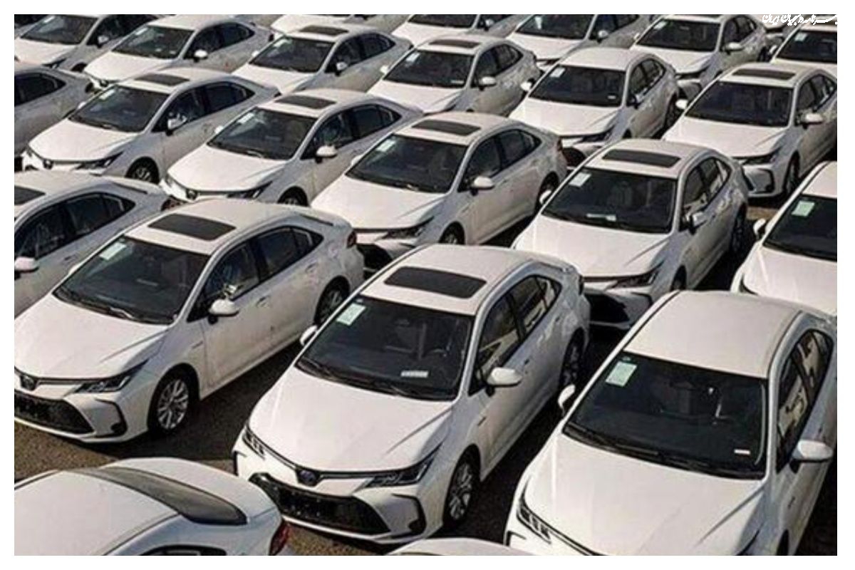ورود کمیسیون صنایع مجلس به توقف واردات خودرو