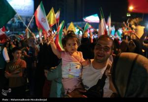 شادی مردم تهران پس از پاسخ کوبنده نیروهای مسلح به آمریکا +عکس