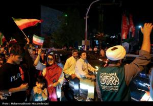 شادی مردم تهران پس از پاسخ کوبنده نیروهای مسلح به آمریکا +عکس