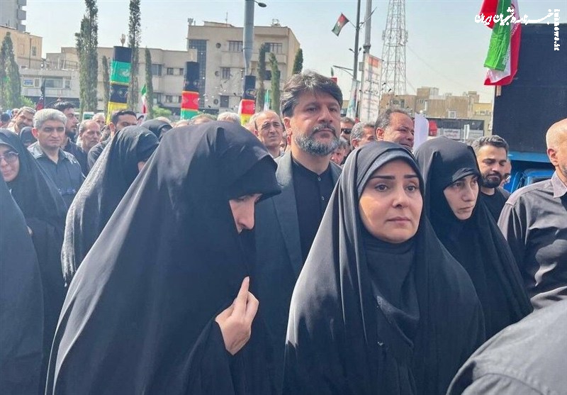 حضور وزیر راه و شهرسازی در مراسم تشییع شهدای اقتدار ملی