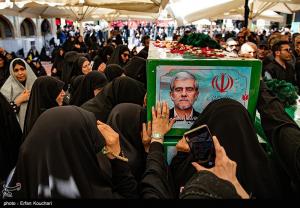 مراسم خاکسپاری شهدای اقتدار ایران در امامزاده صالح(ع) +عکس