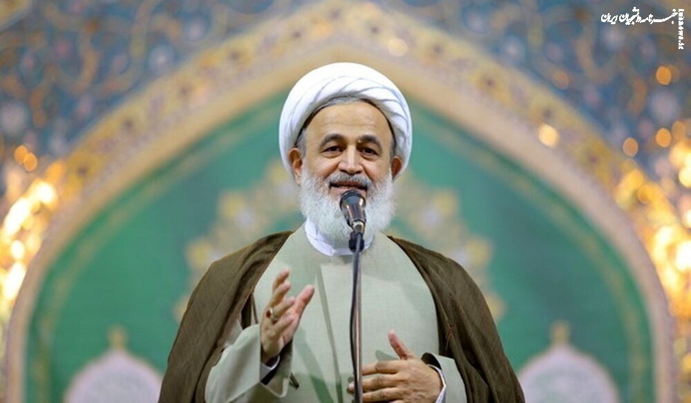 پناهیان: مراجع حکم محاربه علیه ترامپ شوم صادر کردند/ من دست این مراجع تقلید را می‌بوسم