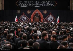 آخرین شب مراسم عزاداری محرم در حسینیه امام خمینی(ره) +عکس