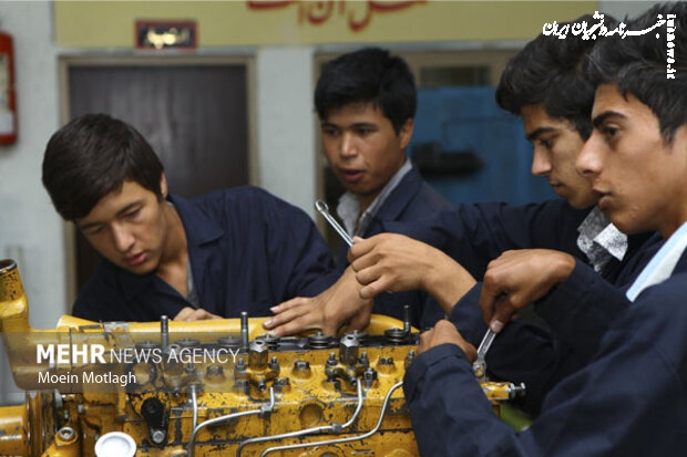 سامانه انتخاب رشته پذیرش کاردانی فنی‌حرفه‌ای سال ۱۴۰۴ فعال شد