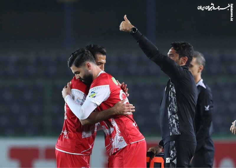 تماس سپاهان با بازیکن پرسپولیس؛ هاشمیان قید او را می‌زند؟