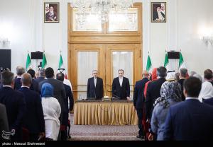 نشست وزیر امورخارجه با سفرای کشورهای خارجی +عکس