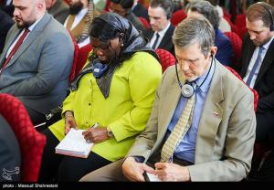 نشست وزیر امورخارجه با سفرای کشورهای خارجی +عکس