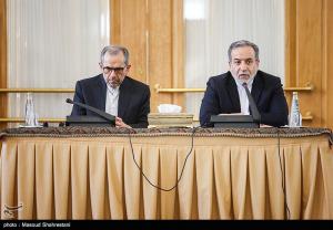 نشست وزیر امورخارجه با سفرای کشورهای خارجی +عکس