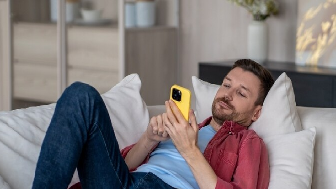 تأثیر مخرب اعتیاد به ویدیو‌های کوتاه بر تصمیم‌گیری و فعالیت مغز