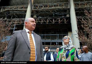 بازدید سفرای ۲۸ کشور از ساختمان شیشه ای صداوسیما +عکس