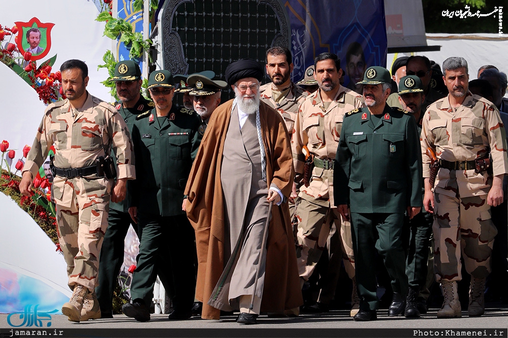 لبیک ای فرماندهِ دلخواه، لبیک!