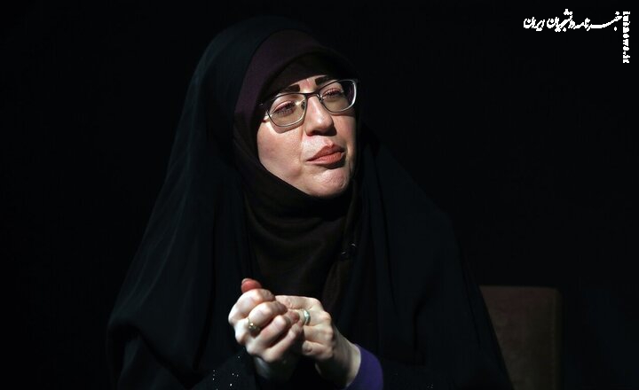 شعر بانوان درباره اربعین ویژگی‌هایی دارد که در شعر آقایان کمرنگ‌تر است