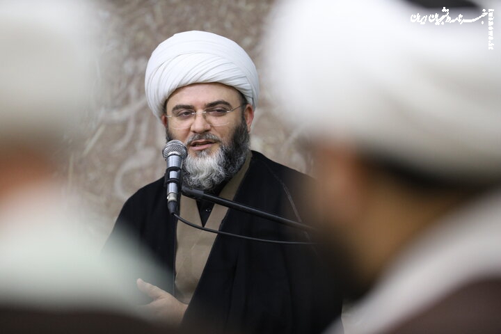 حجت الاسلام قمی: روضه موتور محرک امید، انگیزه و مقاومت مردم است