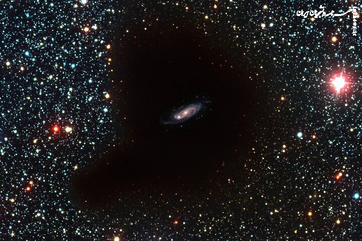 آیا ما در یک «حفره کیهانی» گیر افتاده‌ایم؟