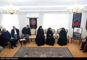 دیدار جمعی از مدیران رسانه‌های کشور با خانواده شهید سلامی