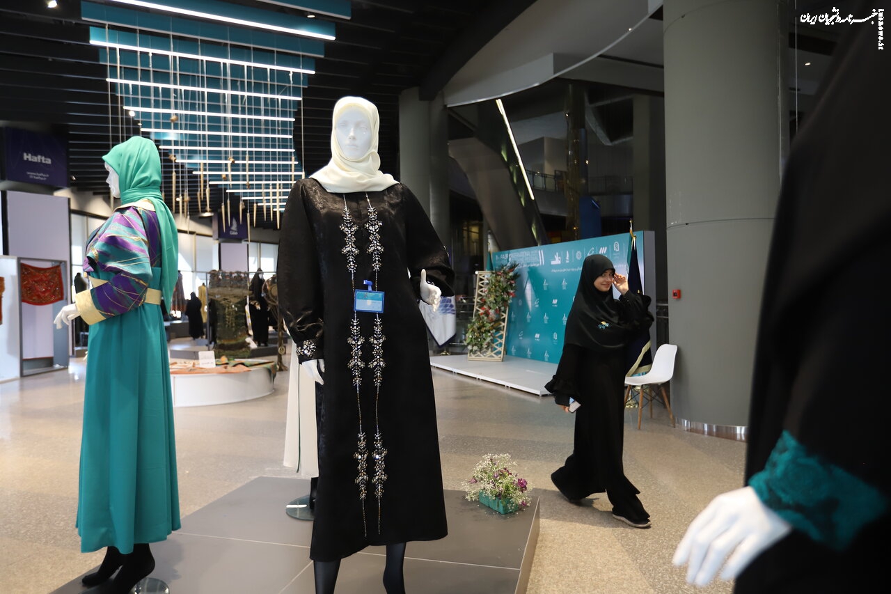  رقابت طراحان لباس عفیفانه/  جشنواره «حِباء» در پی چیست؟