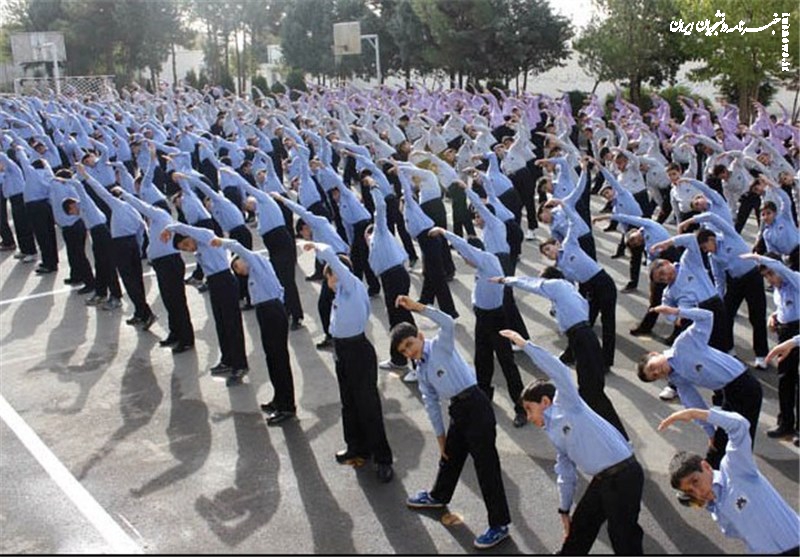 با کمک مردم به سمت عدالت آموزشی حرکت می‌کنیم