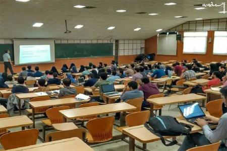 آیا تعویق کنکور و امتحانات، سال تحصیلی جدید را به تاخیر می‌اندازد؟