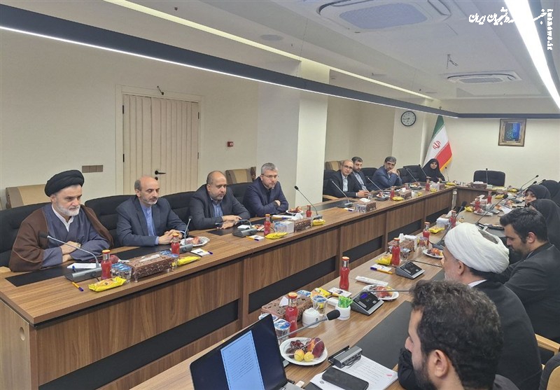 دیدار هیئت اعزامی مجلس با ایرانیان مقیم عراق