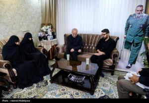 حضور قالیباف در منزل سرداران شهید رشید، سلامی و محققی +عکس