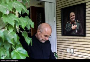 حضور قالیباف در منزل سرداران شهید رشید، سلامی و محققی +عکس
