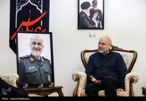 حضور قالیباف در منزل سرداران شهید رشید، سلامی و محققی +عکس