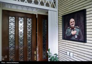 حضور قالیباف در منزل سرداران شهید رشید، سلامی و محققی +عکس