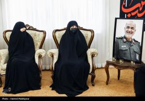 حضور قالیباف در منزل سرداران شهید رشید، سلامی و محققی +عکس