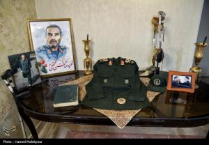 حضور قالیباف در منزل سرداران شهید رشید، سلامی و محققی +عکس