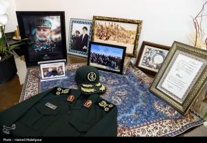 حضور قالیباف در منزل سرداران شهید رشید، سلامی و محققی +عکس