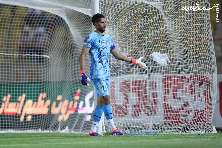 پایان قصه ۱۵ ساله حسینی با استقلال؛ شماره یک جدید کیست و از کدام کشور می‌آید؟