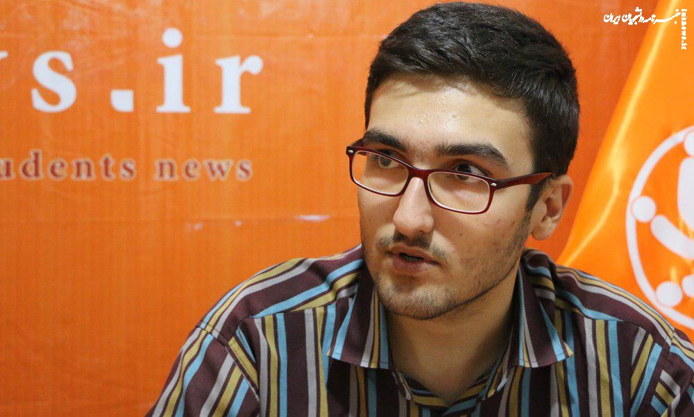 سعید توانا راد: تا زمانی که مسئولان، پیام ضعف مخابره کنند، سایه جنگ بر کشور باقی خواهد ماند