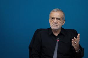 دیدار پزشکیان با اعضای کمیسیون امنیت ملی و سیاست خارجی +عکس