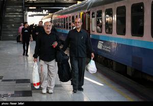 آیین بدرقه زائران اربعین حسینی(ع) +عکس