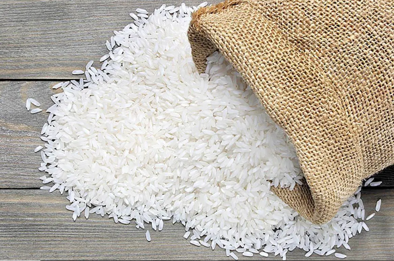 قیمت برنج ایرانی تا ۲۱۰ هزار تومان کاهش یافت