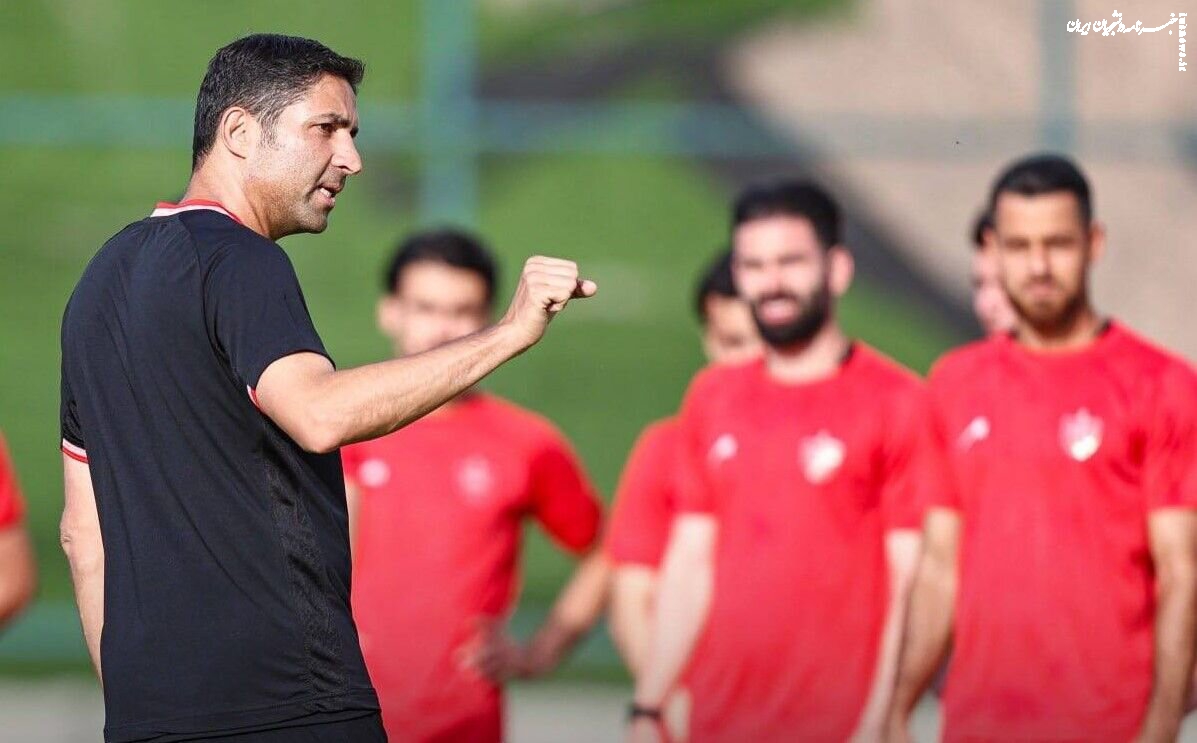 قلم قرمز هاشمیان روی نام ۴ بازیکن پرسپولیس؛ دو خرید و دو تمدیدی را نمی‌خواهد