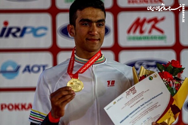 میرباقری: قیمت تجهیزات دوچرخه سواری فضایی شده است!