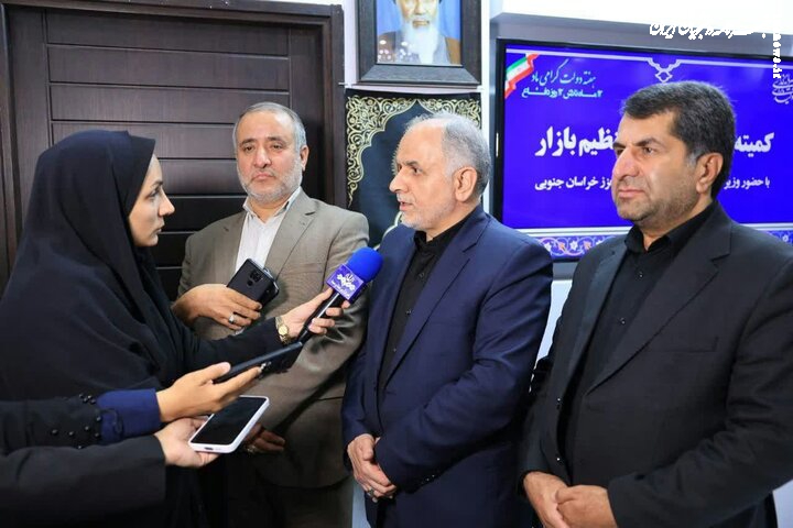 توزیع برنج وارداتی با ارز ترجیحی باید توسط دولت انجام شود