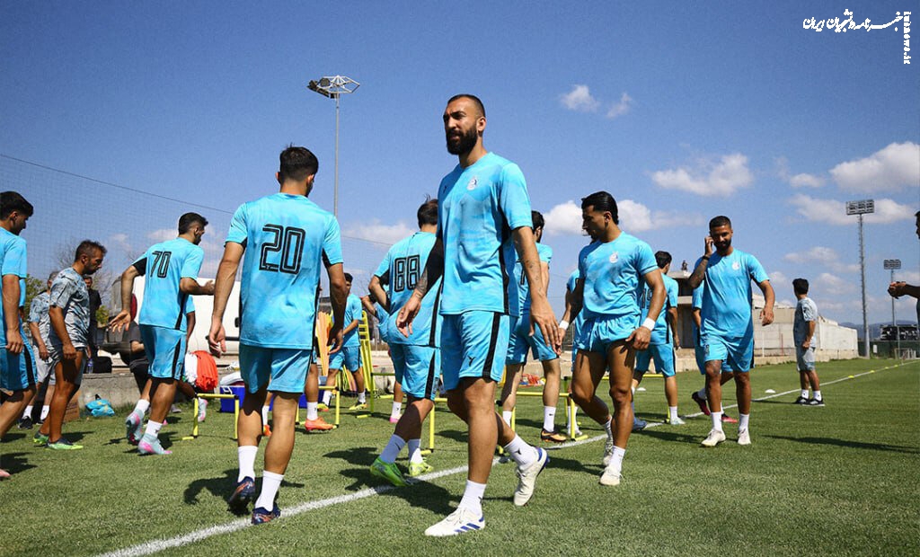 اردوی کیش استقلال و بحران‌های پنهان قبل از رقابت‌های مهم