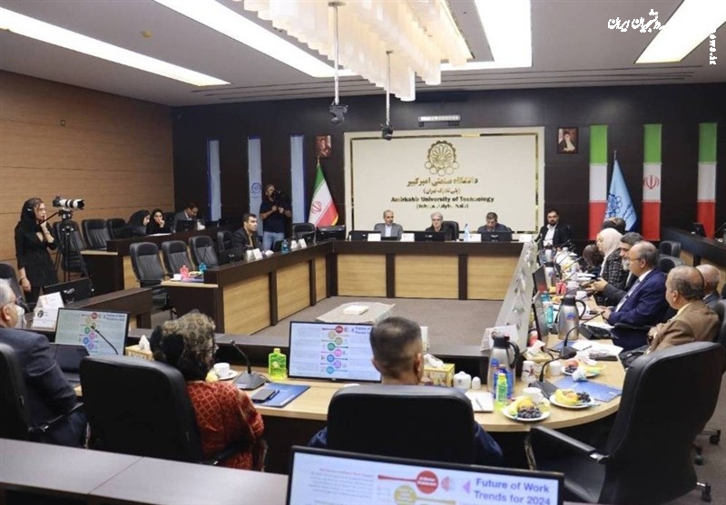 مهاجرت نخبگان به کشورهای اروپایی و آمریکایی چالش جهان اسلام