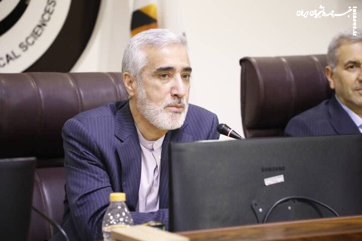 پیرصالحی: از توانمندی‌های تجهیزات پزشکی کشور احساس غرور می‌کنیم