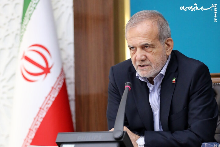 رهنمودهای رهبر انقلاب مسئولیت دولت را سنگین‌تر می‌کند