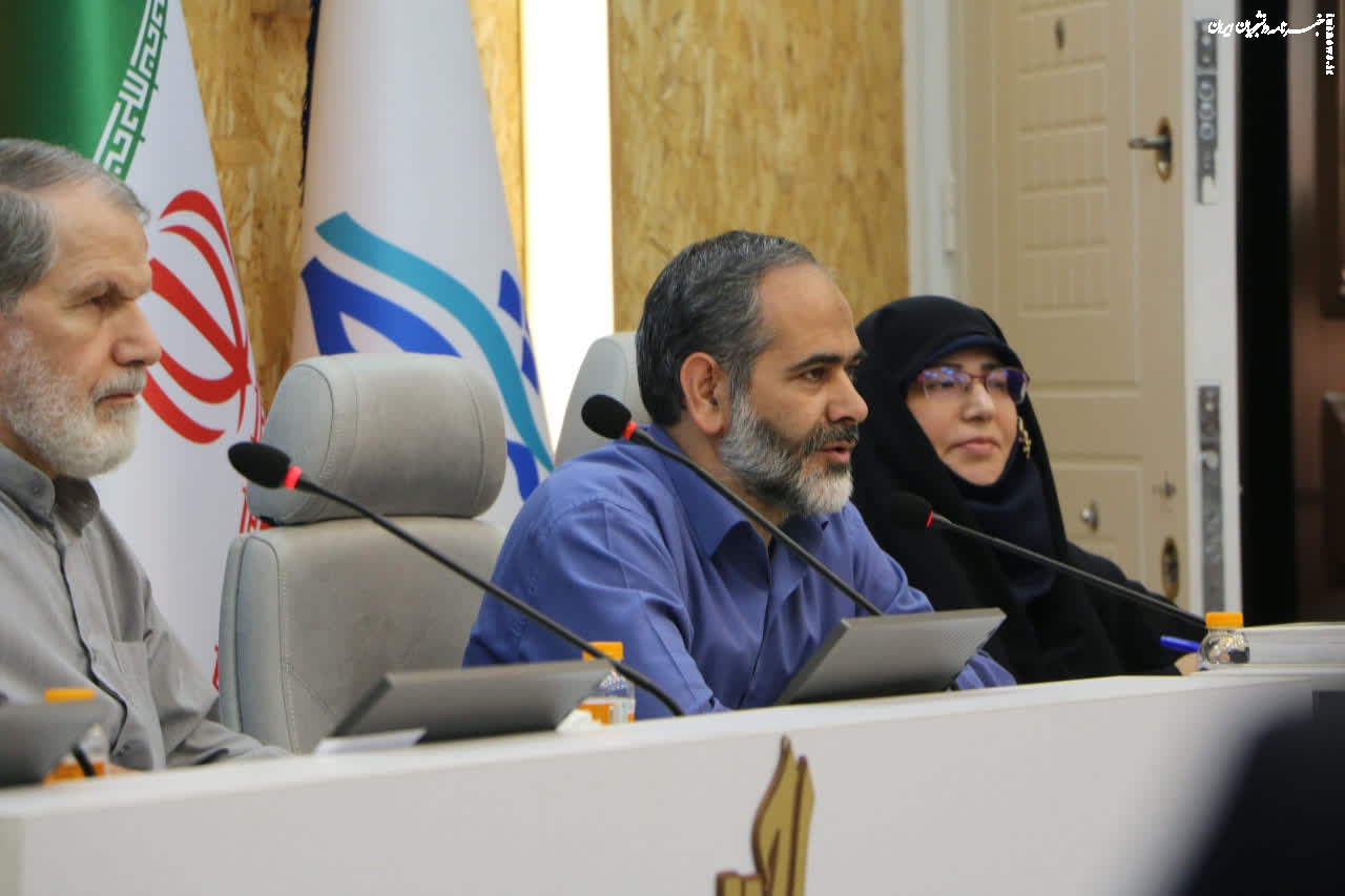 علیرضا عباسی: باید کارآمدی نظام اسلامی را به رخ جهانیان بکشیم