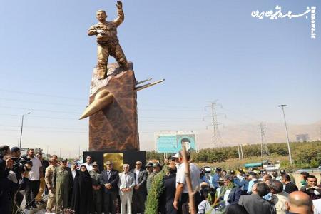 مراسم رونمایی از تندیس سرلشکر خلبان شهید عباس بابایی