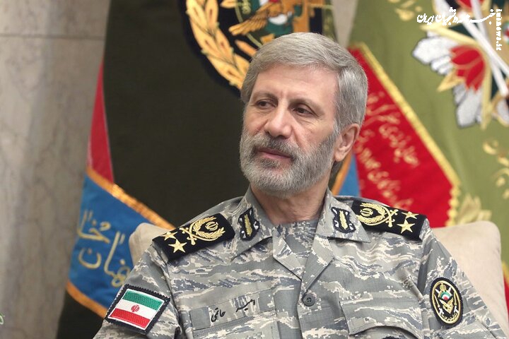 امیر حاتمی:ایستادگی کارکنان فراجا در برابر توطئه‌ها،ضامن آرامش کشوراست