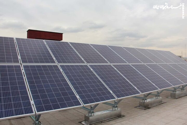 استاندار اصفهان: تامین مالی پروژه‌های خورشیدی در اصفهان پیگیری می شود