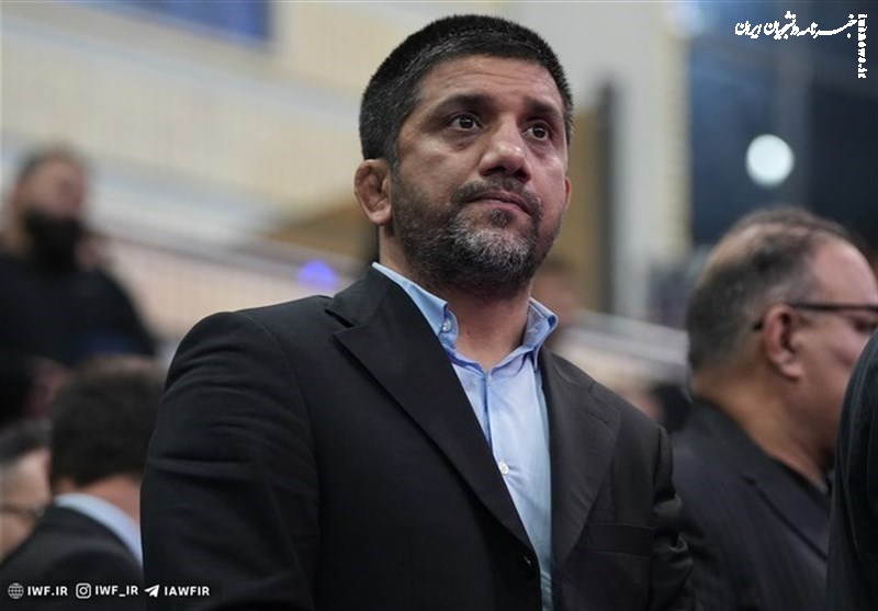 درخواست مجلس از پزشکیان برای اهدای نشان خدمت به دبیر