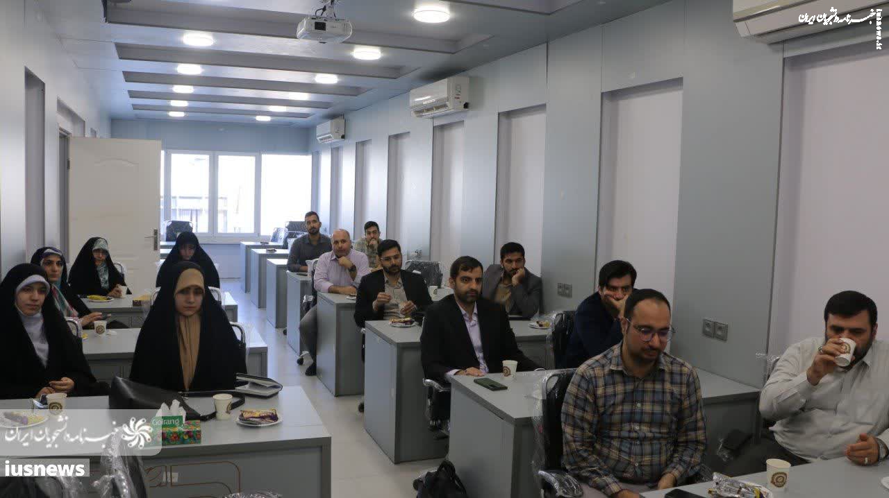 عباسی‌مهر: مرکز توانمندسازی تشکل‌های دانشجویی گعده‌ای برای کارهای پژوهشی و عمیق فکری است