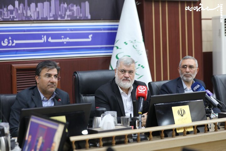  برنامه ریزی برای تجهیز۱۲۰۰ مدرسه شهر و استان تهران